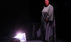 <i>12 de noviembre (19h) </i><b><br> ILIÁ, EL ALMA ACOMPAÑANTE <br>de Vaso Chigogidze<br></b>Centro Dramático Estatal Alexander Tsutsunava de Ozurgueti  (Georgia)<br> TEATRO- MONODRAMA DOCUMENTAL- MIT ZGZ25