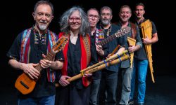 <i>3 de julio (19h) </i><b><br> FLAUTAS Y CANTOS DE LOS ANDES<br></b>Amankay (Zaragoza) <br> CONCIERTO- Folclore andino