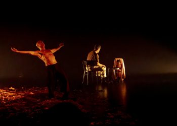 <i>24 y 25 de octubre (19h) </i><b><br> FRÁGIL<br></b> Compañía Nómada (Canarias) <br> DANZA